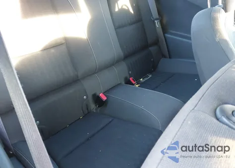 2015 Chevrolet Camaro 2Ls from USA, damaged, VIN 2G1FB1E31F9114772